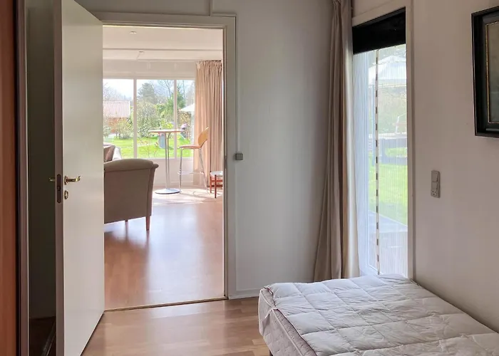 Lovely In Hyllinge Ferienhaus